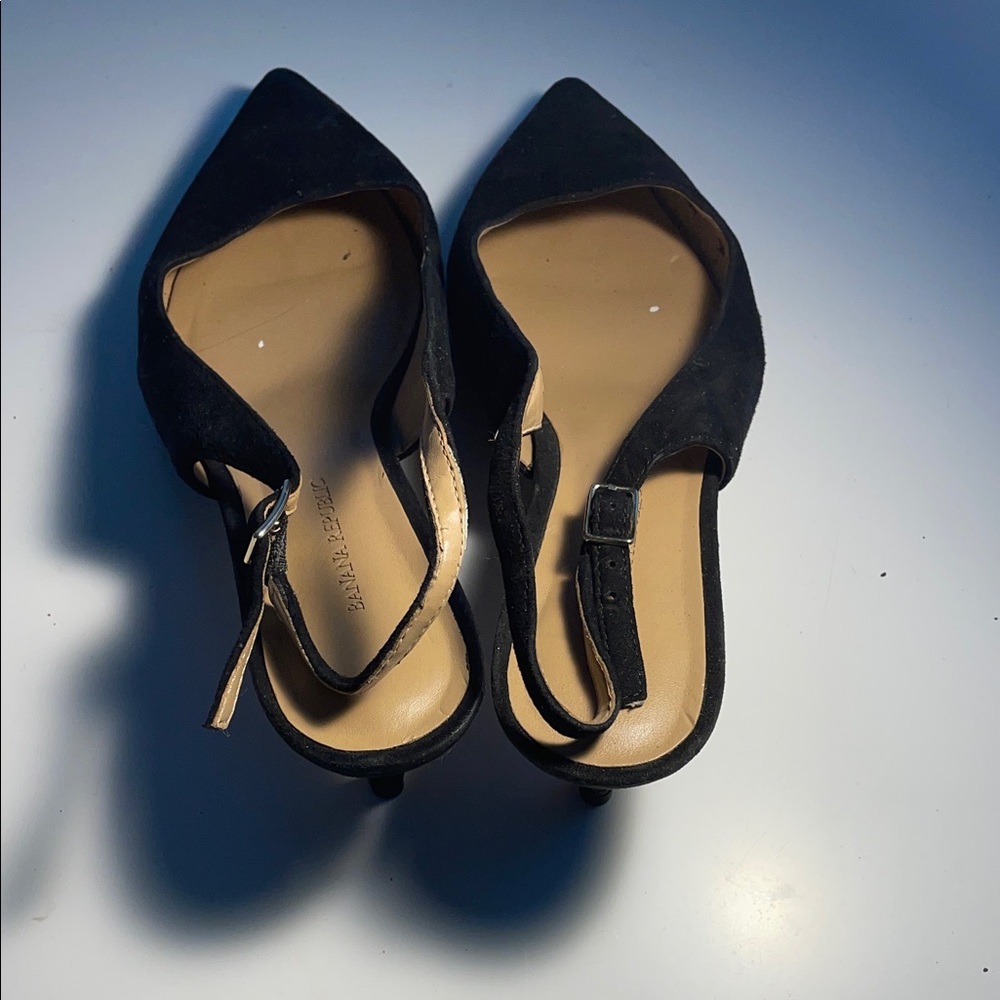 Banana Republic Black Slingback Suede Pointed Toe Women's Shoes - Picture 2 of 7